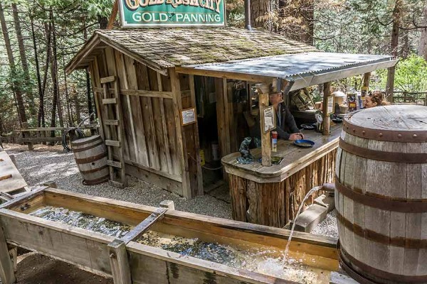 Gold Panning at the Yosemite Mountain Sugar Pine Railroad