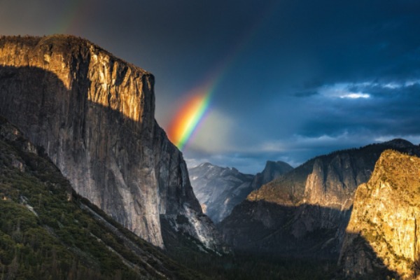 the-redwoods-in-yosemite-2023-3rd-night-free-in-yosemite-in-march 2024 image rainbow over El Capitan